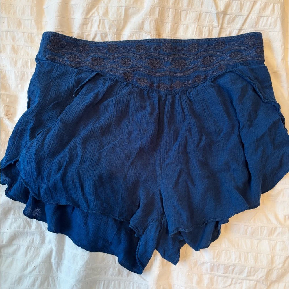 Ecote Blue Ruffle Hem beach shorts
